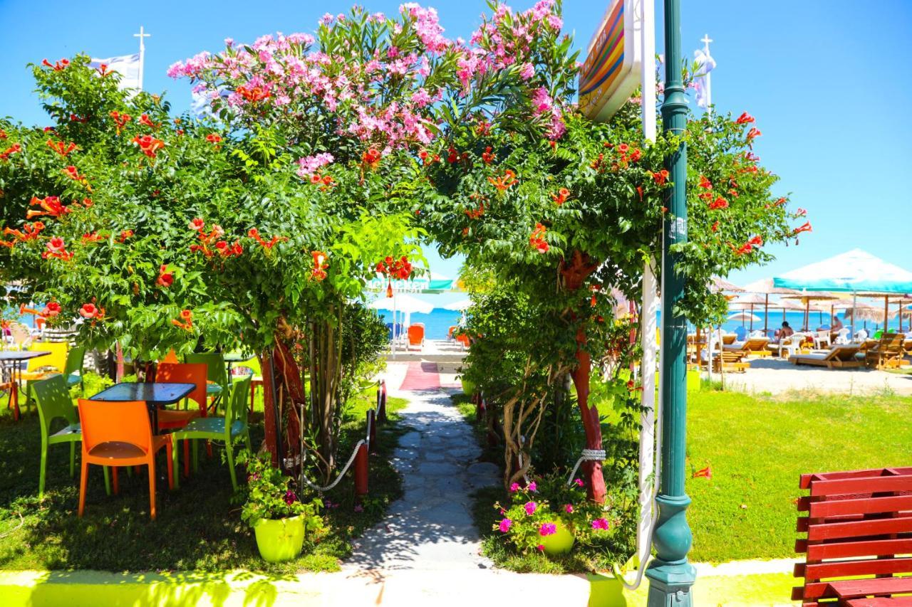 Vera Olympic Beach Exterior photo