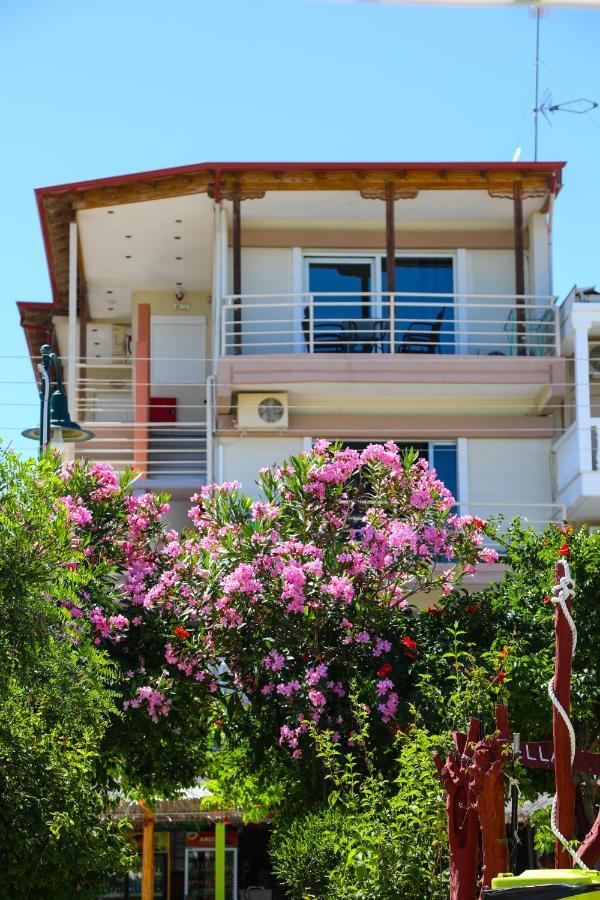 Vera Olympic Beach Exterior photo